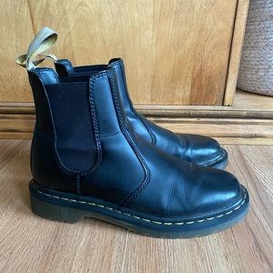 Doc Martens Vegan 2976 Felix Chelsea Boot
